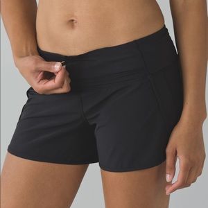 Lululemon Run Times 4-way stretch short in black